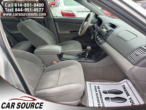 Used 2005 Toyota Camry LE image 24