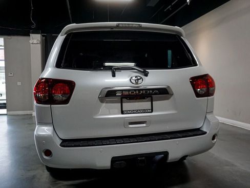 Used 2022 Toyota Sequoia Platinum AWD/4WD image 14