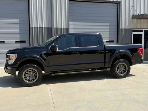 Used 2022 Ford F150 XLT w/ Equipment Group 302A High AWD/4WD image 8