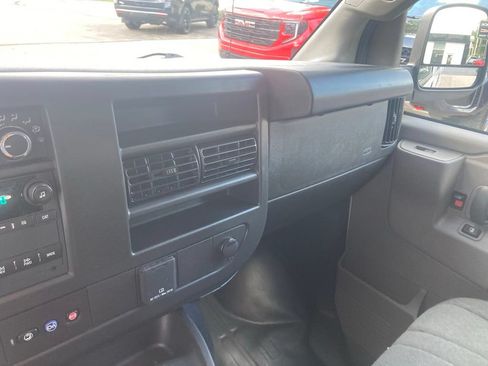 Used 2025 GMC Savana 2500 w/ Driver Convenience Package RWD image 26