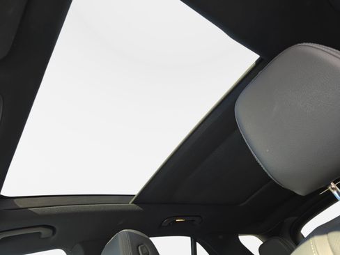 Used 2025 Mercedes-Benz GLE 350 4MATIC image 29