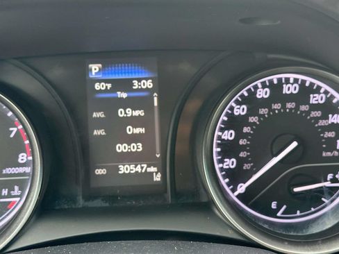Certified 2023 Toyota Camry SE FWD image 11