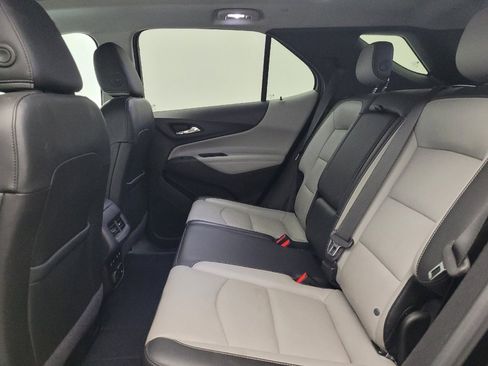 Used 2018 Chevrolet Equinox Premier image 18