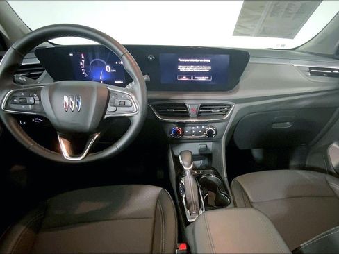 Used 2025 Buick Encore GX Preferred AWD/4WD image 16