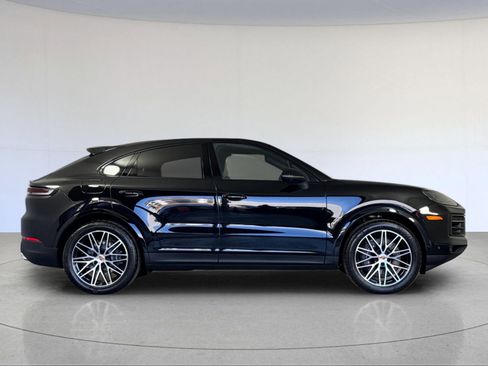 New 2026 Porsche Cayenne Coupe image 9