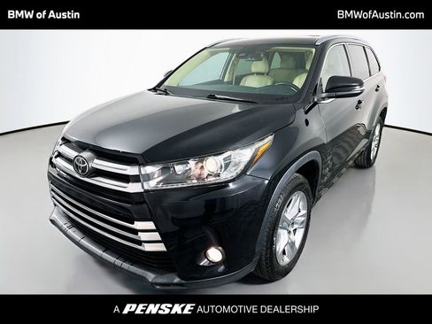 Used 2017 Toyota Highlander Limited image 1