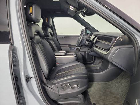 Used 2024 Rivian R1T Adventure AWD/4WD image 23