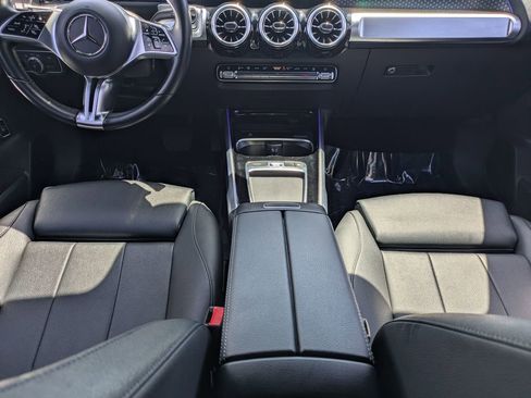 Used 2024 Mercedes-Benz EQB 250+ image 22
