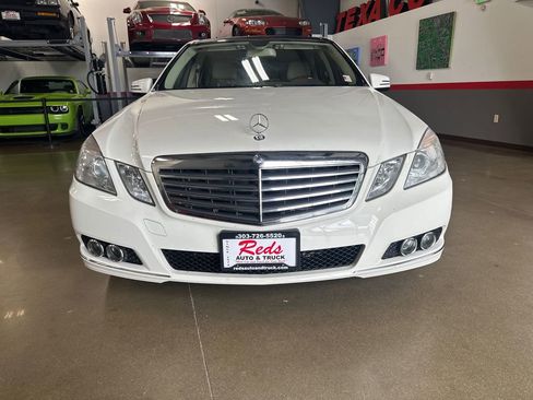 Used 2010 Mercedes-Benz E 350 4MATIC Sedan image 10