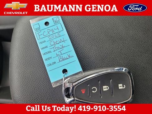 Used 2025 Chevrolet Trax LT w/ LT Convenience Package image 23