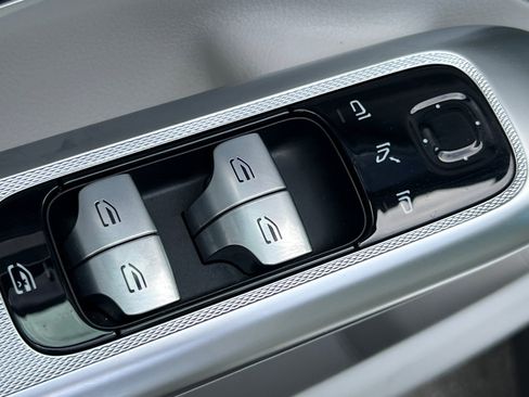 Certified 2023 Mercedes-Benz EQE 350+ 4MATIC SUV image 12