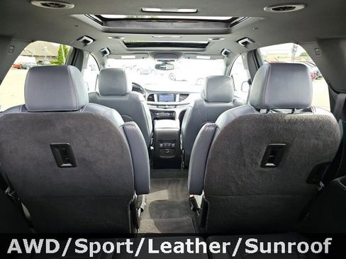 Used 2022 Buick Enclave Essence w/ Experience Buick Package image 32