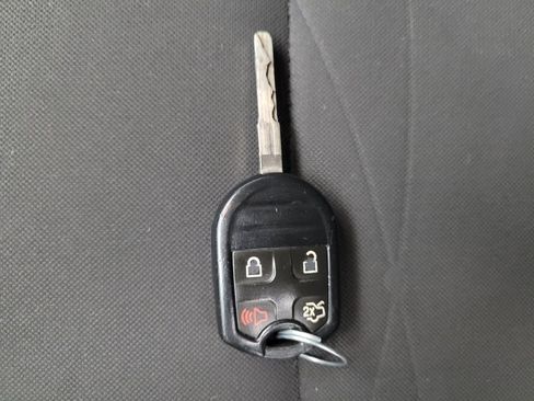 Used 2018 Ford Fiesta SE FWD image 32
