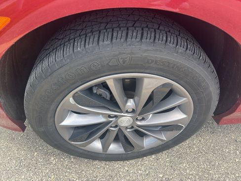 Used 2021 Buick Encore GX Preferred w/ Sport Touring Package FWD image 9