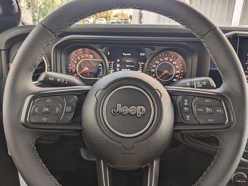 New 2026 Jeep Gladiator Sport AWD/4WD image 18