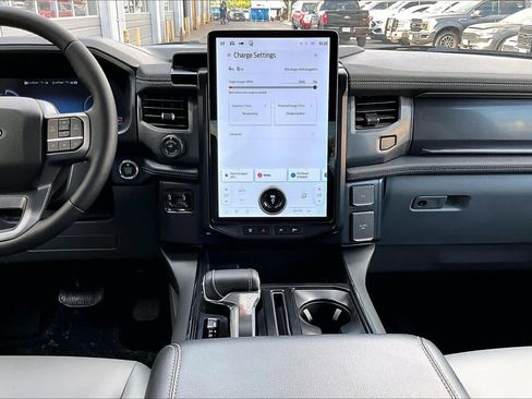 Used 2025 Ford F150 Lightning Flash image 10