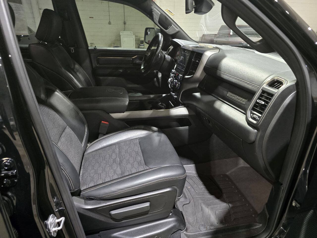 Used 2019 RAM 1500 Sport w/ Level 2 Equipment Group AWD/4WD image 34