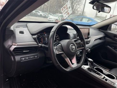 Used 2022 Nissan Altima 2.5 SL image 9