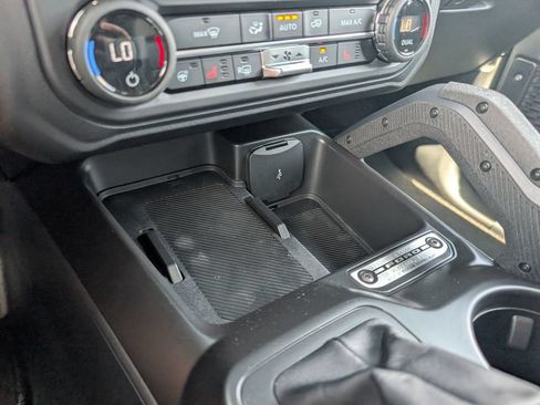 New 2026 Ford Bronco Badlands AWD/4WD image 14