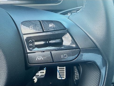 Used 2026 Hyundai Elantra Sport w/ Cargo Package FWD image 36