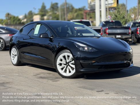 Used 2022 Tesla Model 3 Long Range AWD/4WD image 1