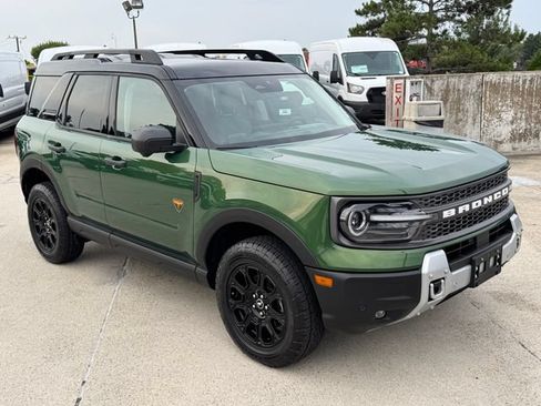Certified 2025 Ford Bronco Sport Badlands AWD/4WD image 3