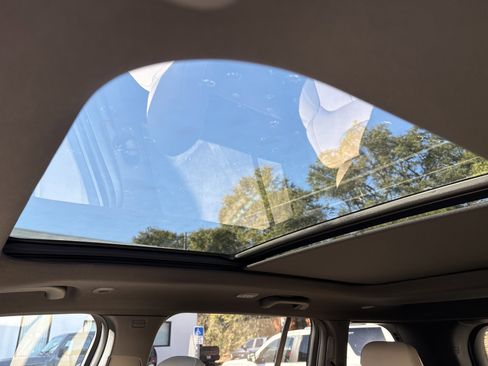 New 2025 Jeep Grand Cherokee Limited image 36