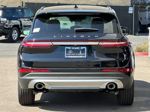 New 2025 Lincoln Corsair Reserve w/ Equipment Group 202A image 4