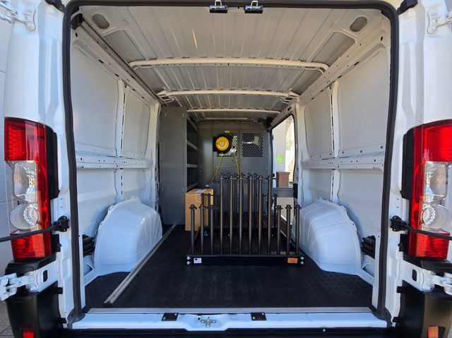 Used 2025 RAM ProMaster 2500 FWD image 25