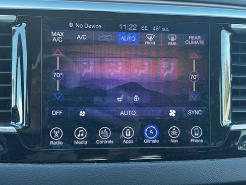 Used 2017 Chrysler Pacifica Touring-L Plus w/ Tire & Wheel Group FWD image 33