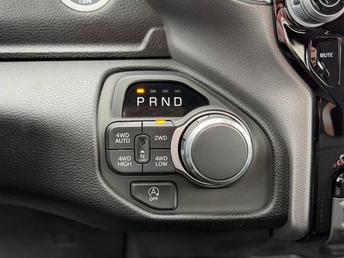 New 2026 RAM 1500 Big Horn AWD/4WD image 16