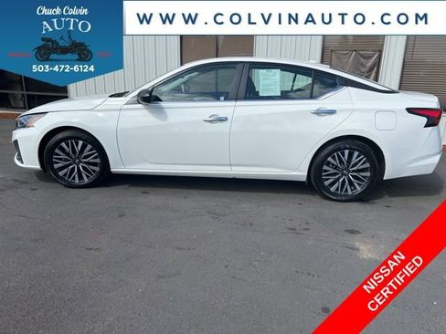 Certified 2025 Nissan Altima 2.5 SV image 12