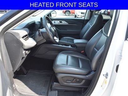 Used 2025 Ford Explorer Active w/ Active Comfort Package