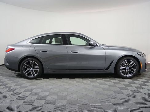 New 2026 BMW 430i w/ Parking Assistance Package RWD image 2