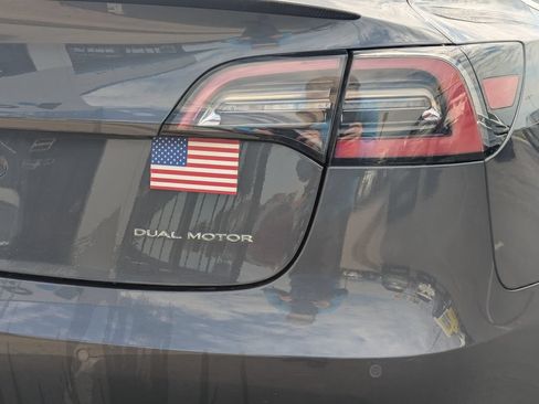 Used 2018 Tesla Model 3 Long Range AWD/4WD image 5