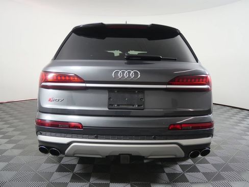 Used 2023 Audi SQ7 Prestige AWD/4WD image 4