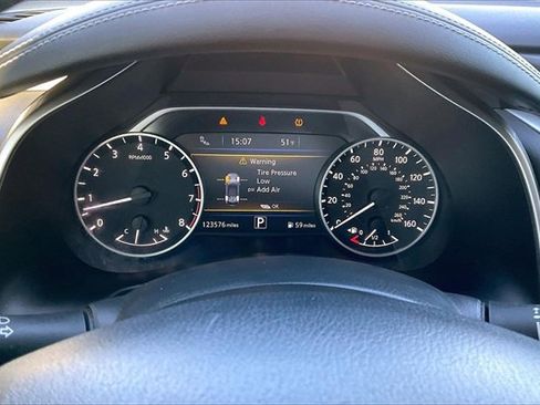 Used 2018 Nissan Murano Platinum w/ Cargo Package image 18