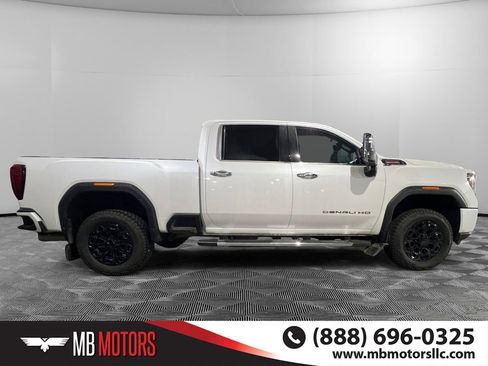 Used 2021 GMC Sierra 2500 Denali w/ Denali Ultimate Package image 2