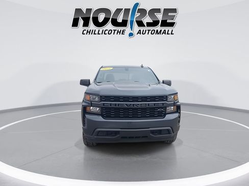 Used 2021 Chevrolet Silverado 1500 Custom w/ LPO, Dark Essentials Package image 3
