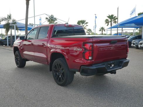 Used 2025 Chevrolet Colorado Z71 w/ Technology Package AWD/4WD image 8