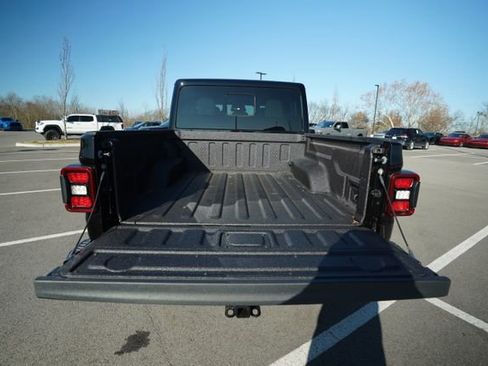 New 2026 Jeep Gladiator Mojave image 15