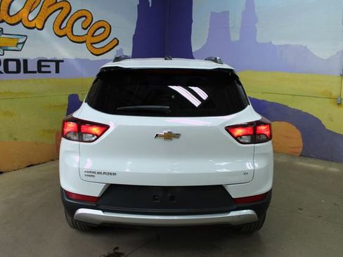 Used 2025 Chevrolet TrailBlazer LT AWD/4WD image 7