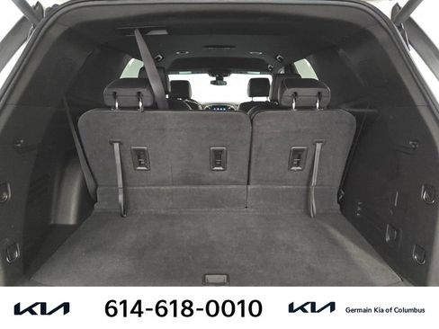 Used 2022 Chevrolet Traverse LT image 21