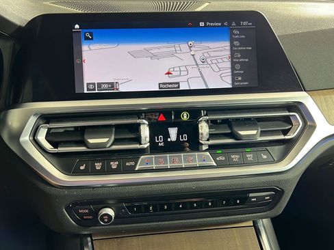 Used 2021 BMW 330i xDrive Sedan w/ Premium Package AWD/4WD image 8