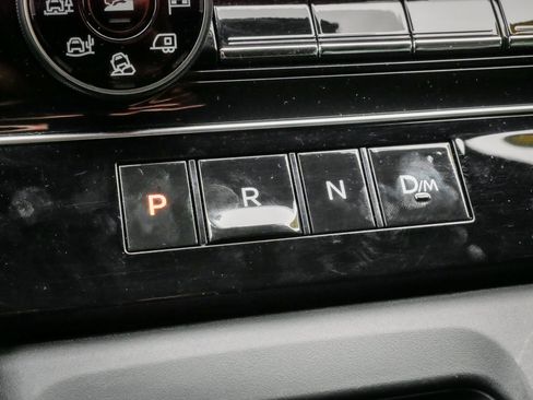 Used 2025 Nissan Armada PRO-4X AWD/4WD image 26