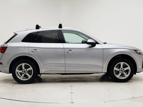 Used 2023 Audi Q5 2.0T Premium w/ Convenience Package AWD/4WD image 3