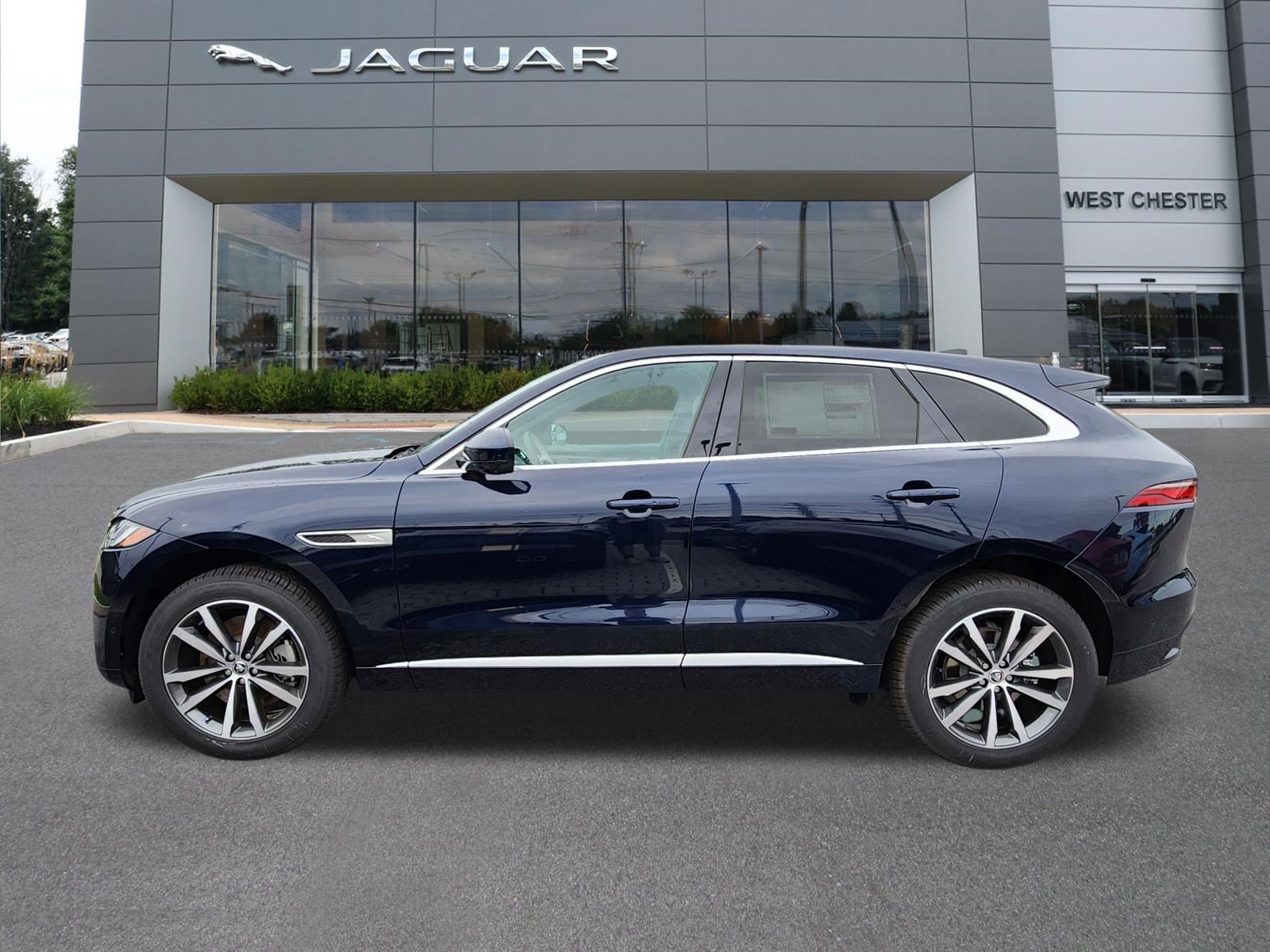 New 2026 Jaguar F-PACE R-Dynamic S AWD/4WD image 5