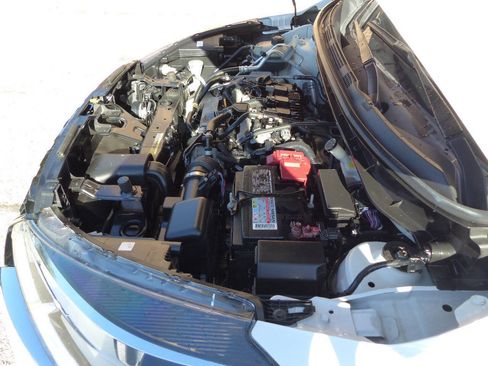 Used 2023 Nissan Kicks S FWD image 16