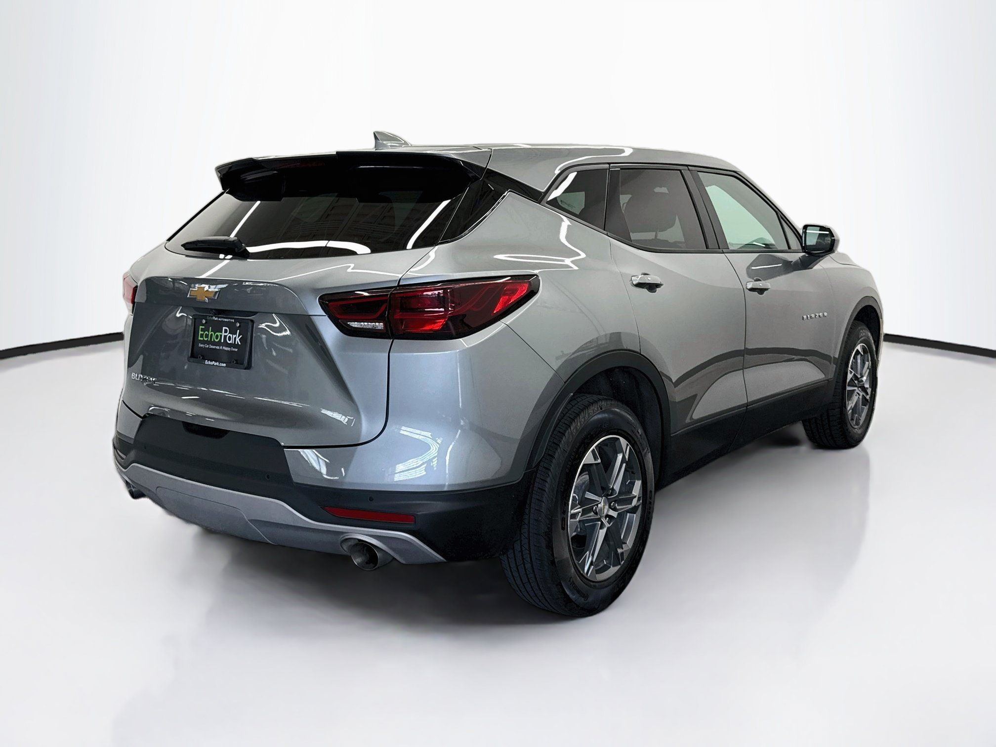 Used 2026 Chevrolet Blazer LT FWD image 9