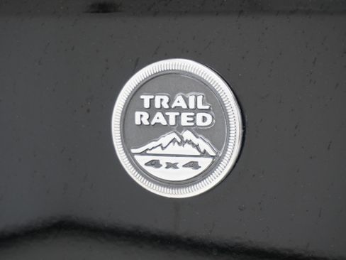 Used 2013 Jeep Wrangler Unlimited Rubicon w/ Connectivity Group image 8